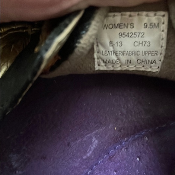 Sperry Black and Gold Flats with Nautical Elegance - Picture 8 of 8